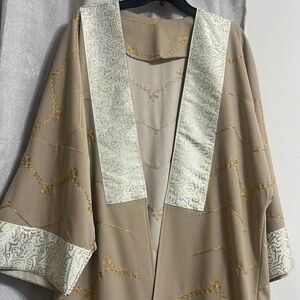 Abayaa bisht long sleeves